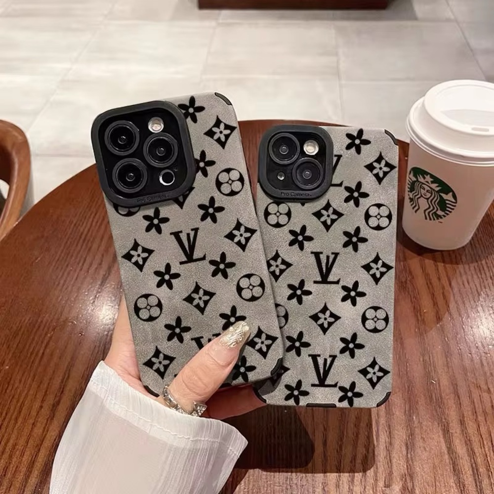 DESIGNER IPHONE 17 PRO PROTECTIVE CASE